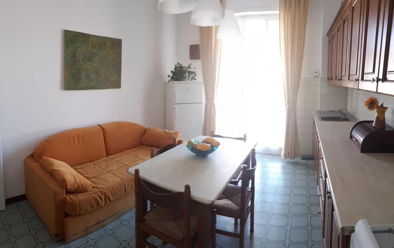 Vreni Lodge Finale Ligure Exterior foto